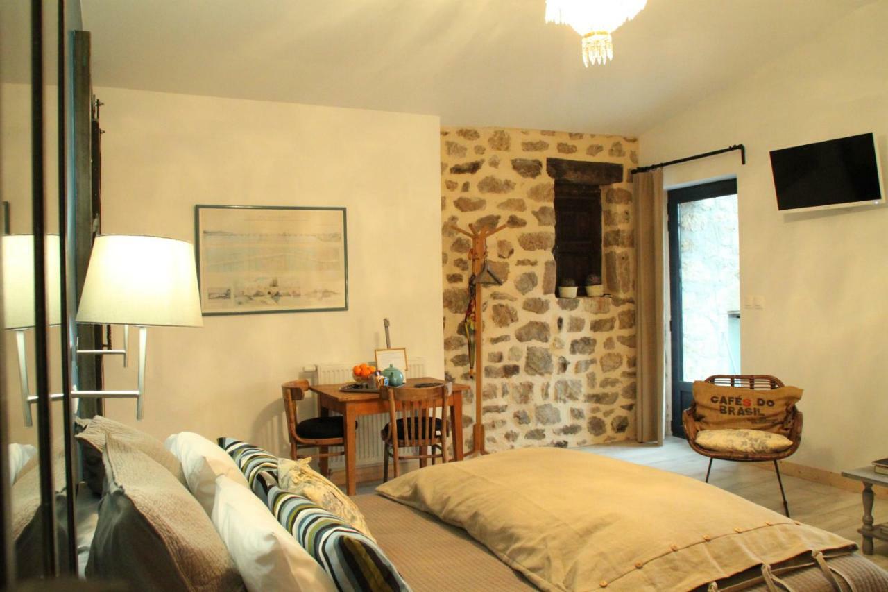 La Demeure Des Maitres Bed & Breakfast Chirols Dış mekan fotoğraf
